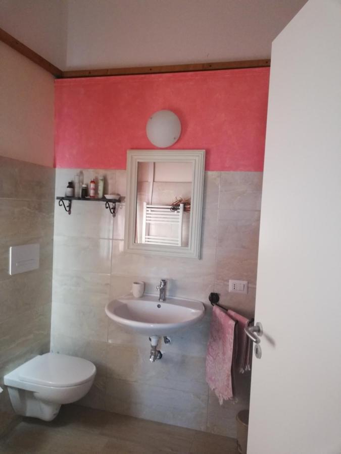 Insula -- Telti Hotell Exteriör bild
