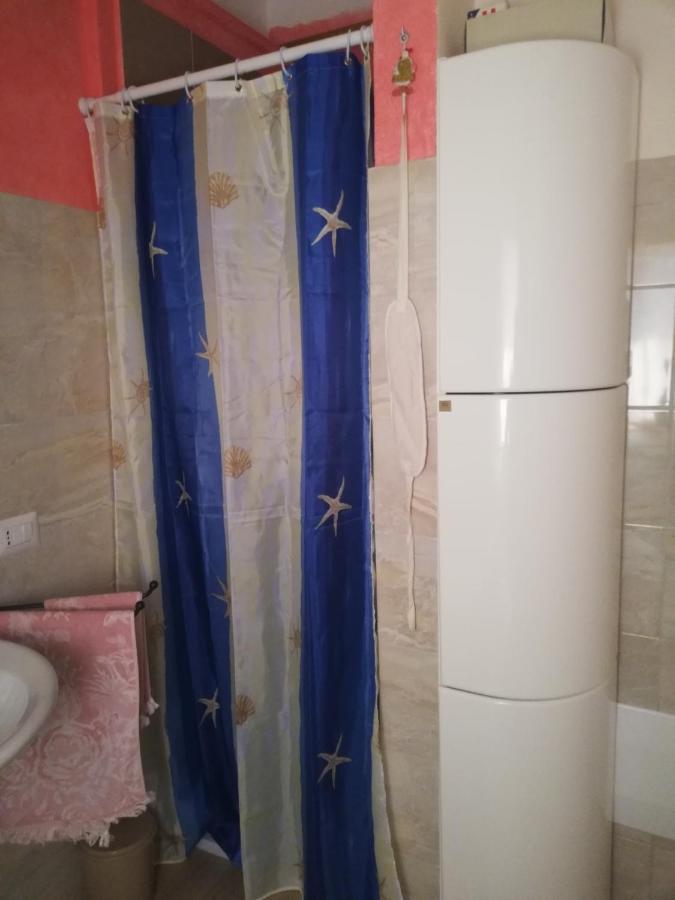 Insula -- Telti Hotell Exteriör bild