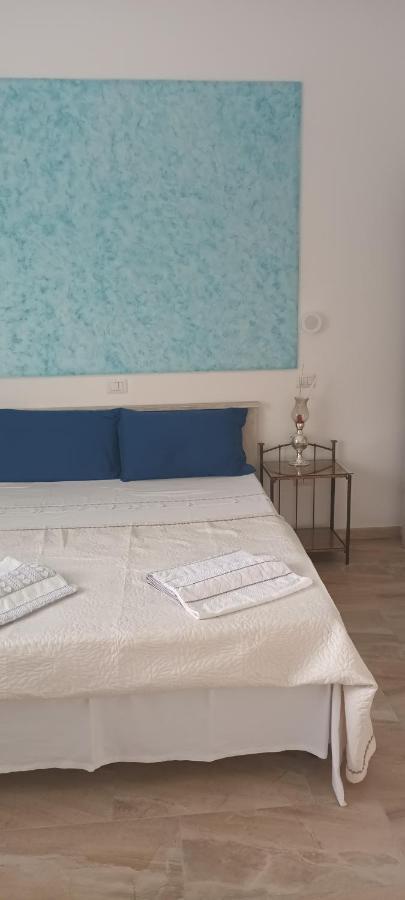Insula -- Telti Hotell Exteriör bild